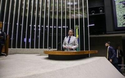 Deputado Priante tem relatório aprovado com investimentos para habitação, saúde e educação.