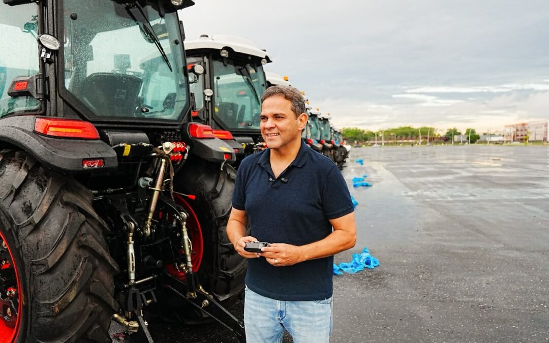 Priante entrega mais de 180 equipamentos agrícolas para fortalecer a infraestrutura no interior do Pará